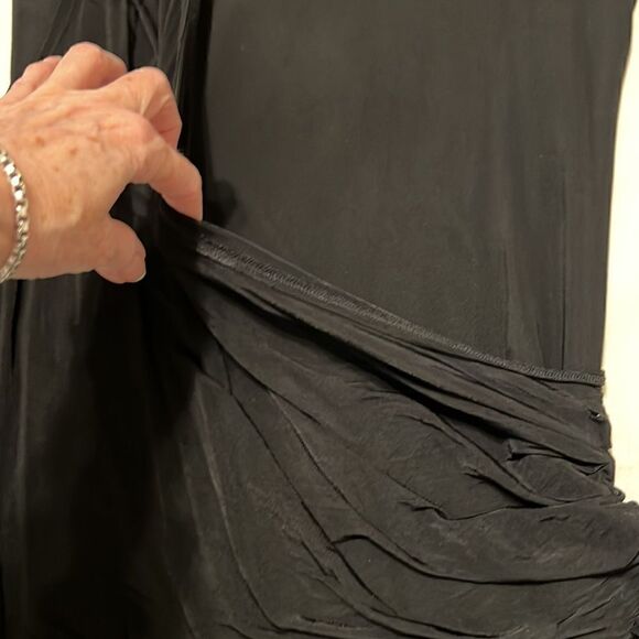 Alice+Olivia szS blk mini dress w/overlay & coin beads on shoulders & one side - Picture 7 of 10